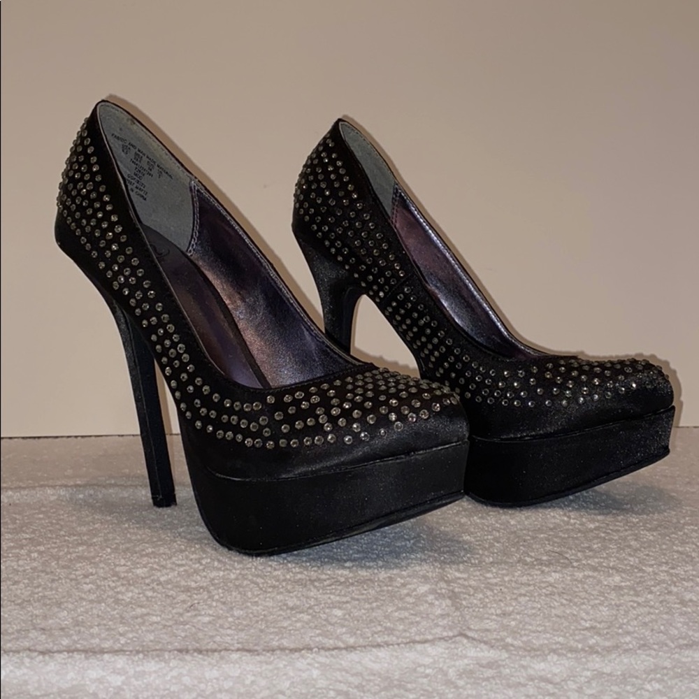 🆕 SM NY Crystal platform stilettos